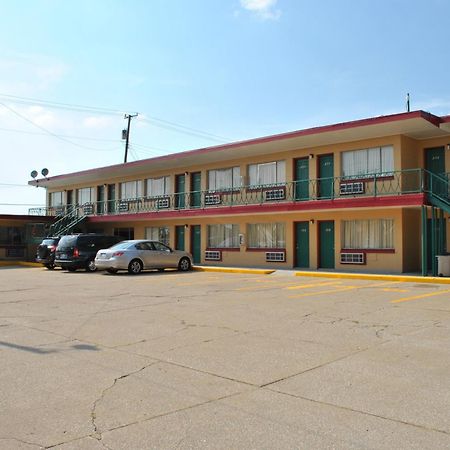 Travel Inn Motel Michigan City Exterior photo
